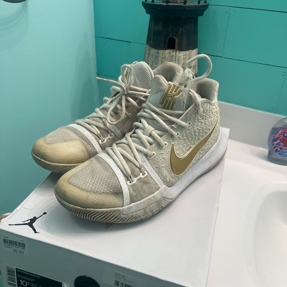 Kyrie 3
